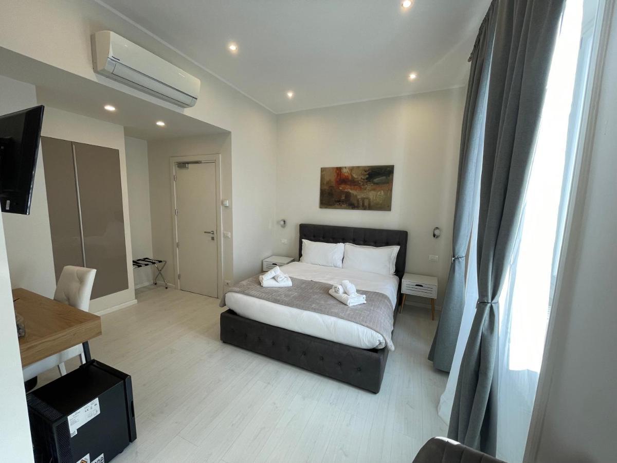 Quintus Luxury Suites โรม ภายนอก รูปภาพ
