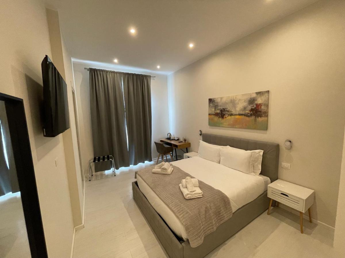 Quintus Luxury Suites โรม ภายนอก รูปภาพ