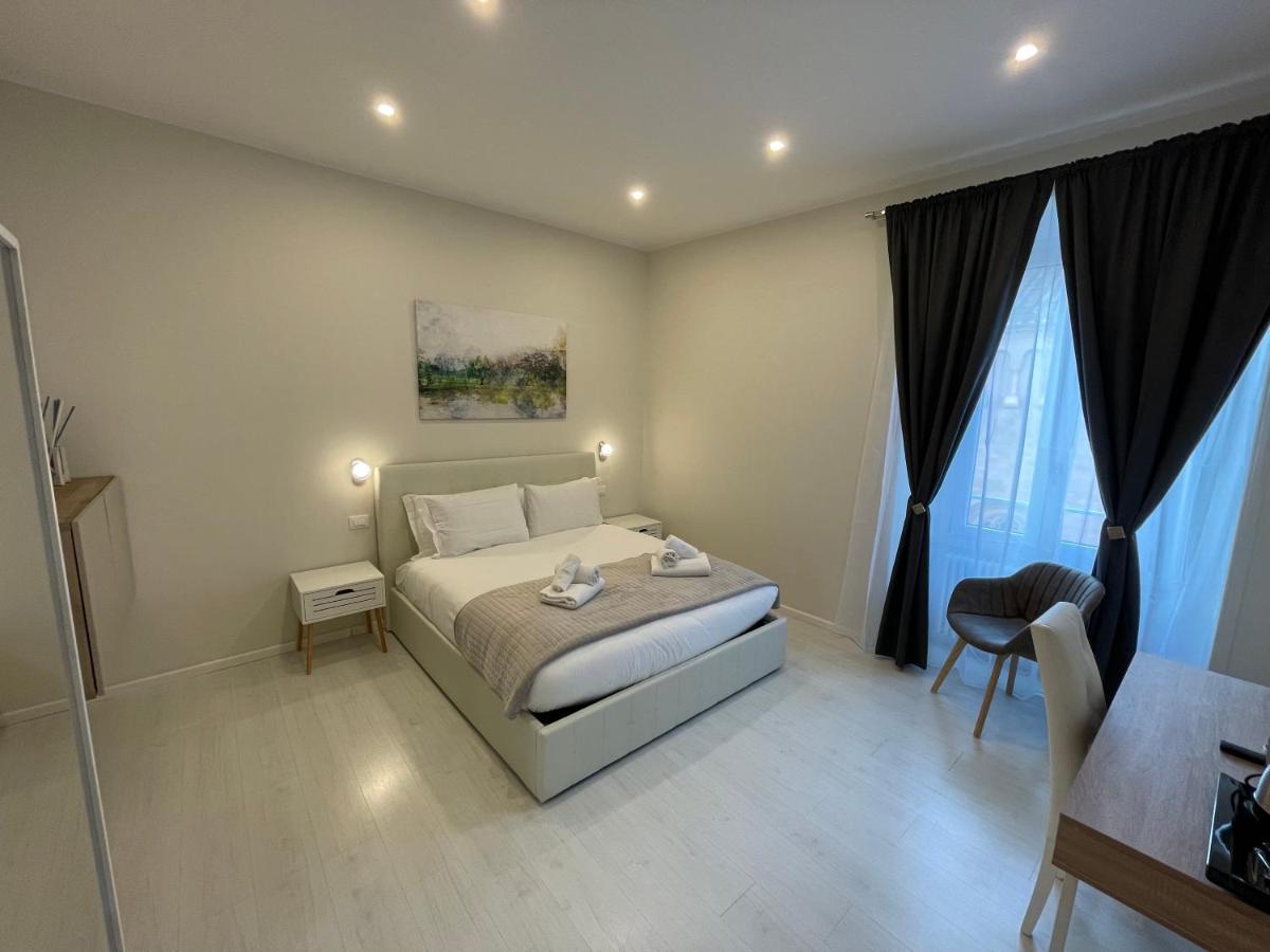 Quintus Luxury Suites โรม ภายนอก รูปภาพ