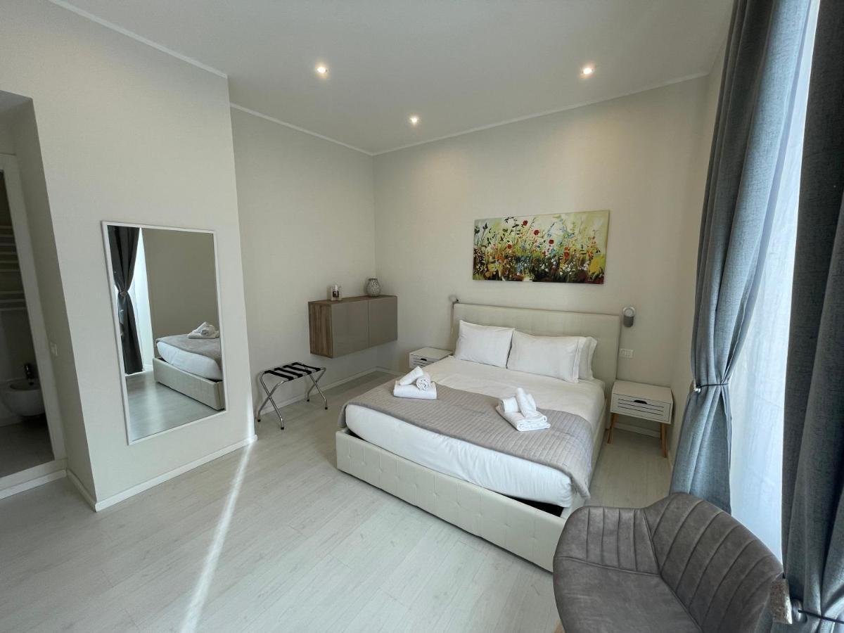 Quintus Luxury Suites โรม ภายนอก รูปภาพ
