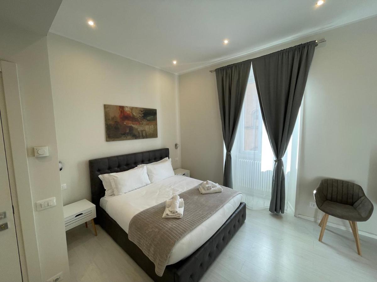 Quintus Luxury Suites โรม ภายนอก รูปภาพ